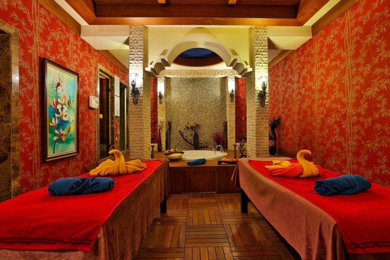 Crystal De Luxe Resort & Spa Kemer Exterior foto