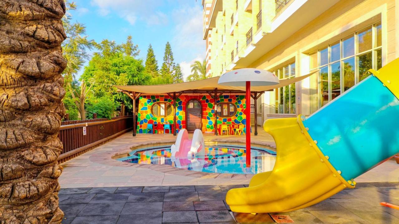 Crystal De Luxe Resort & Spa Kemer Exterior foto
