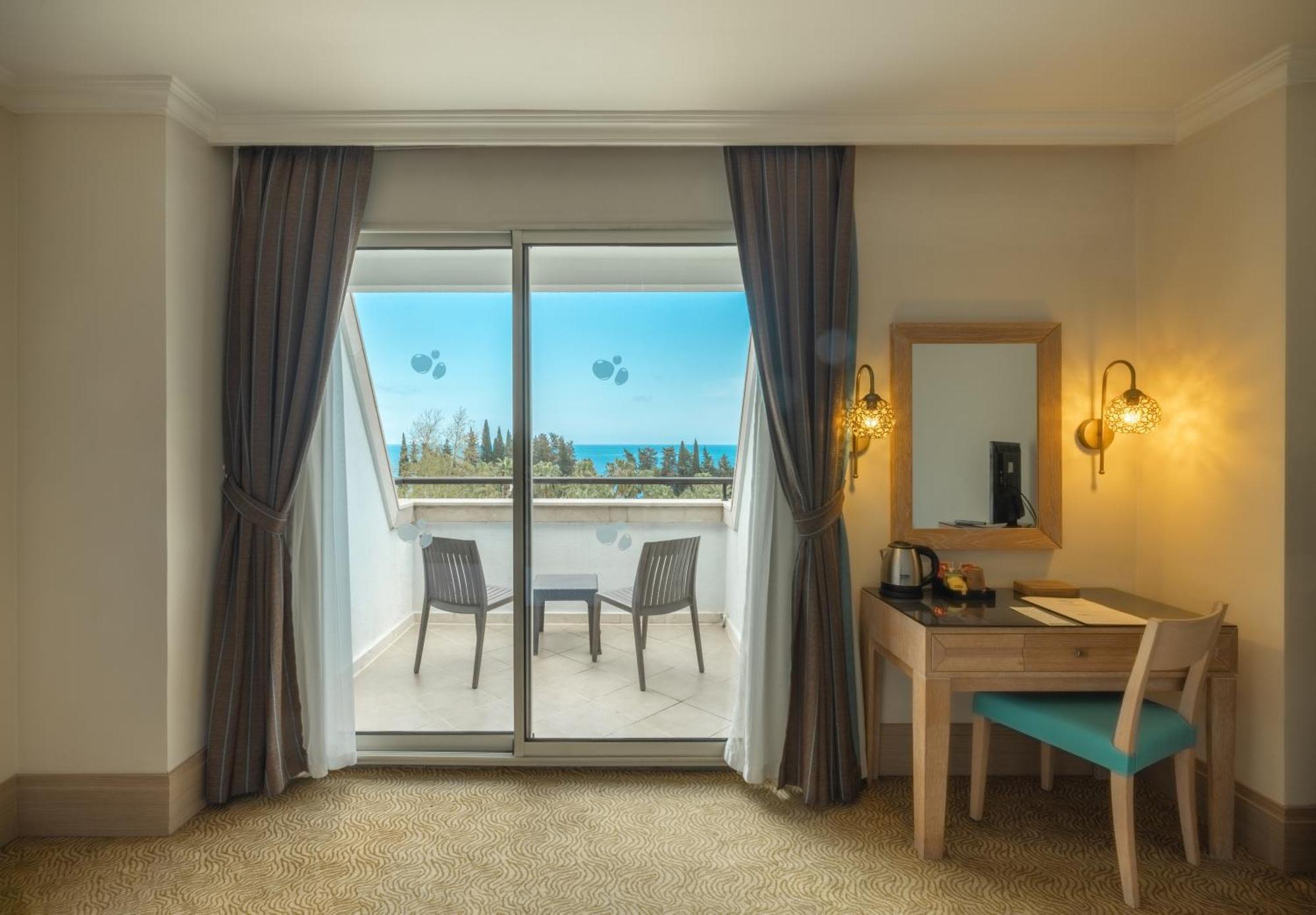Crystal De Luxe Resort & Spa Kemer Exterior foto